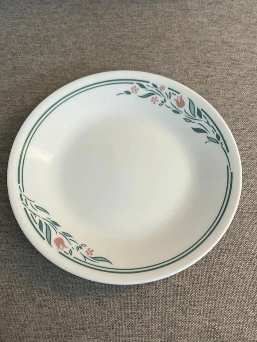 Set of 4 Corelle by Corning 6.5
